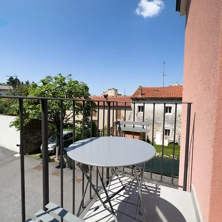 Basovizza 3 Angelica Tirabora Short Rent Villa Opicina