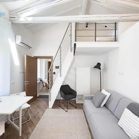 Basovizza 3 Angelica Tirabora Short Rent Apartment Villa Opicina